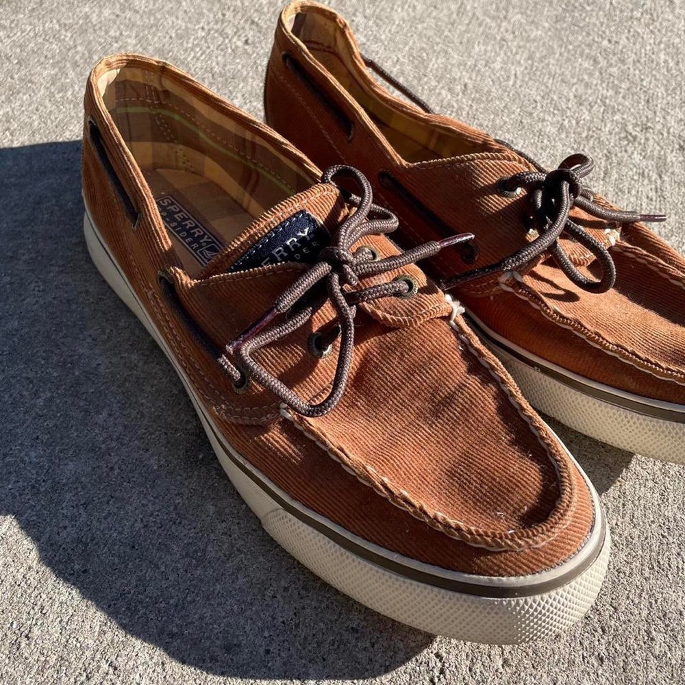 Corduroy boat shoes Sperry’s